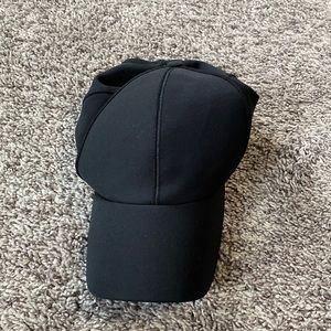 Like new lululemon hat